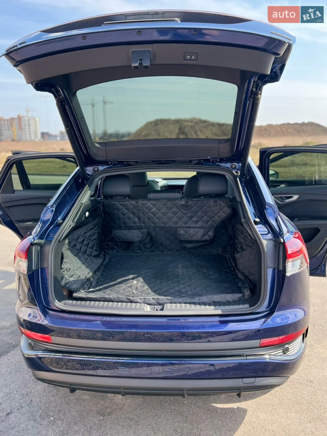 2023 Audi Q4 Sportback e-tron - мініатюра 33