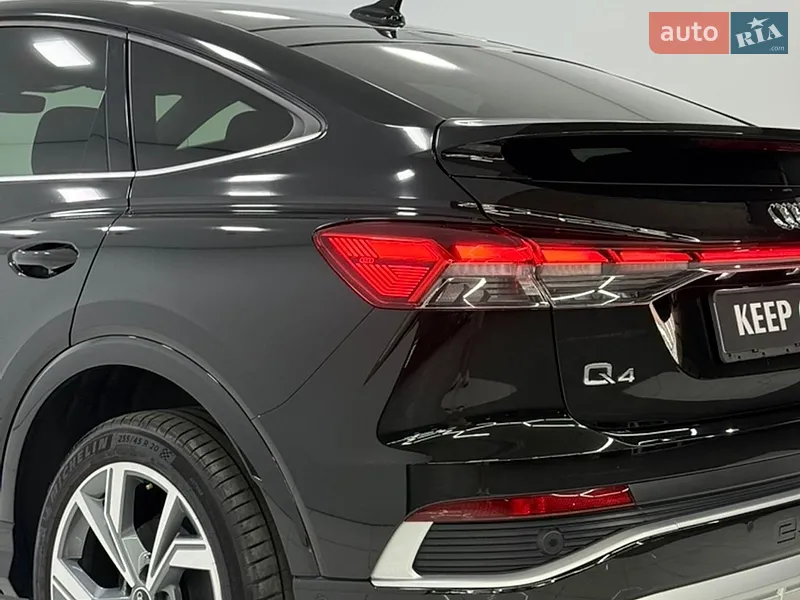 Audi Q4 Sportback e-tron 2022 VIN WA142BFZ1PP004762 фото оголошення 12 з 68