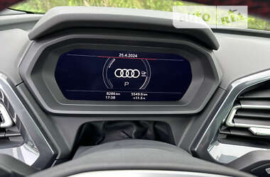 Позашляховик / Кросовер Audi Q5 e-tron 2022 в Луцьку