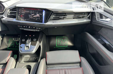 Внедорожник / Кроссовер Audi Q5 e-tron 2024 в 