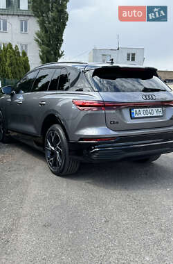 Внедорожник / Кроссовер Audi Q5 e-tron 2023 в 