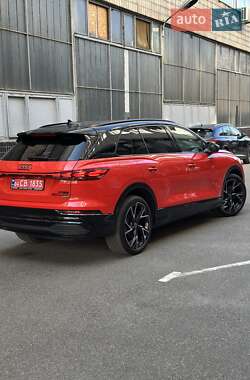 Внедорожник / Кроссовер Audi Q5 e-tron 2022 в 