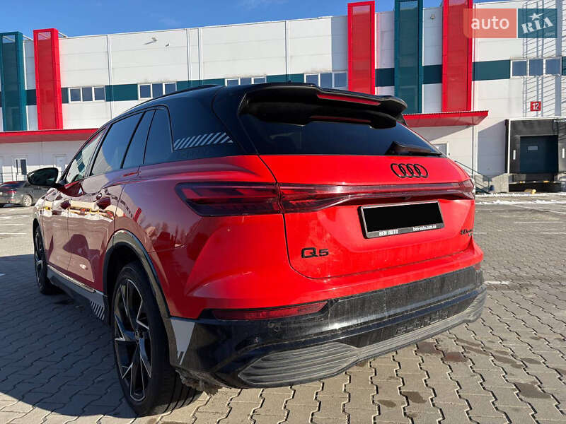 Внедорожник / Кроссовер Audi Q5 e-tron 2022 в Киеве фото 10 Внедорожник / Кроссовер Audi Q5 e-tron 2022 в Киеве