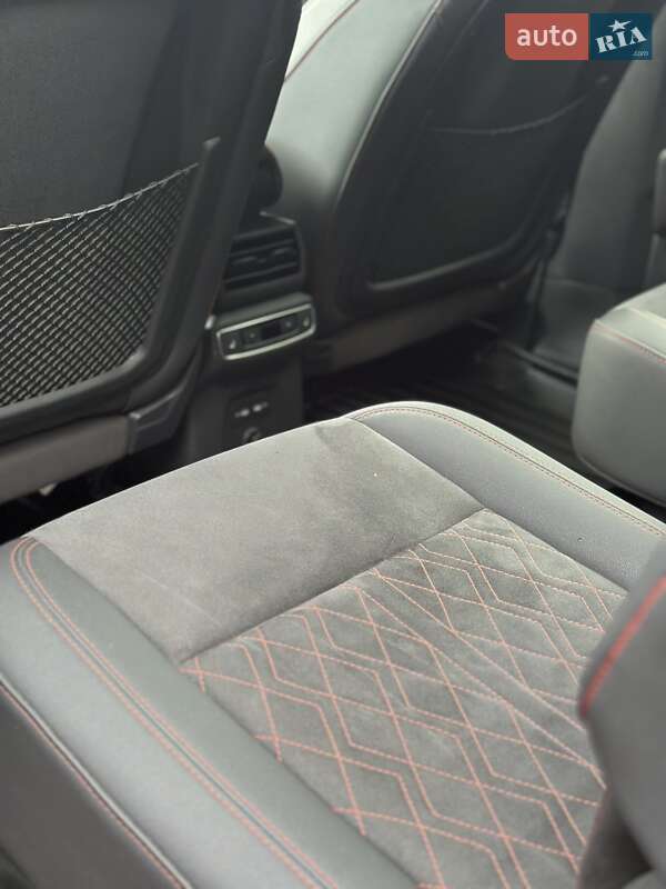 Внедорожник / Кроссовер Audi Q5 e-tron 2022 в Киеве фото 16 Внедорожник / Кроссовер Audi Q5 e-tron 2022 в Киеве