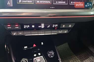 Внедорожник / Кроссовер Audi Q5 e-tron 2022 в 