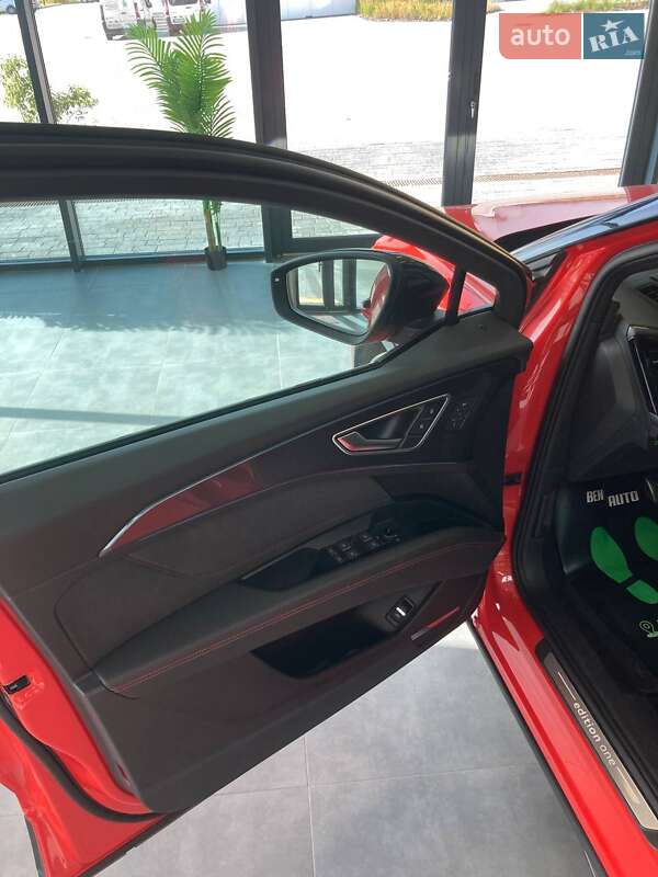 Внедорожник / Кроссовер Audi Q5 e-tron 2022 в Львове фото 14 Внедорожник / Кроссовер Audi Q5 e-tron 2022 в Львове