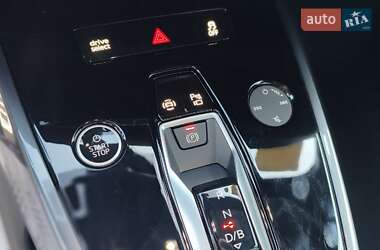 Внедорожник / Кроссовер Audi Q5 e-tron 2024 в 