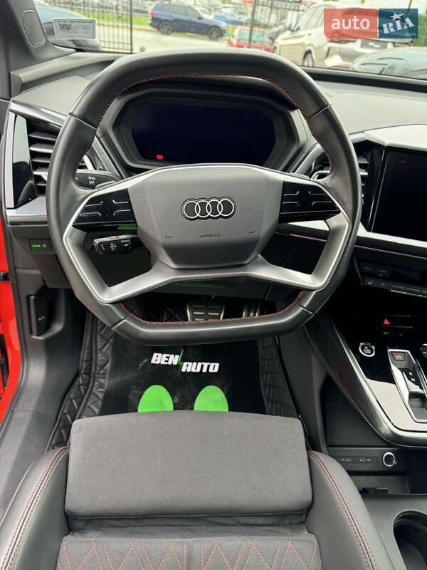 Позашляховик / Кросовер Audi Q5 e-tron 2022 в Києві