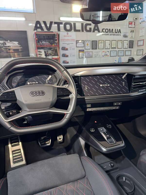Внедорожник / Кроссовер Audi Q5 e-tron 2022 в Киеве фото 6 Внедорожник / Кроссовер Audi Q5 e-tron 2022 в Киеве