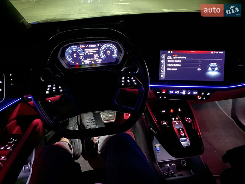 Внедорожник / Кроссовер Audi Q5 e-tron 2022 в Киеве фото 17 Внедорожник / Кроссовер Audi Q5 e-tron 2022 в Киеве