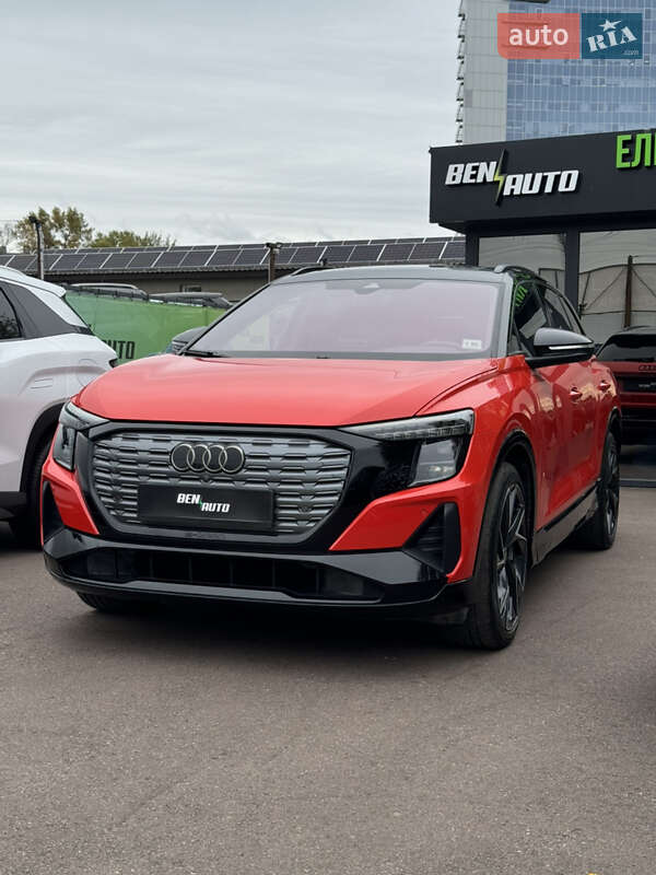 Внедорожник / Кроссовер Audi Q5 e-tron 2022 в Киеве фото 2 Внедорожник / Кроссовер Audi Q5 e-tron 2022 в Киеве