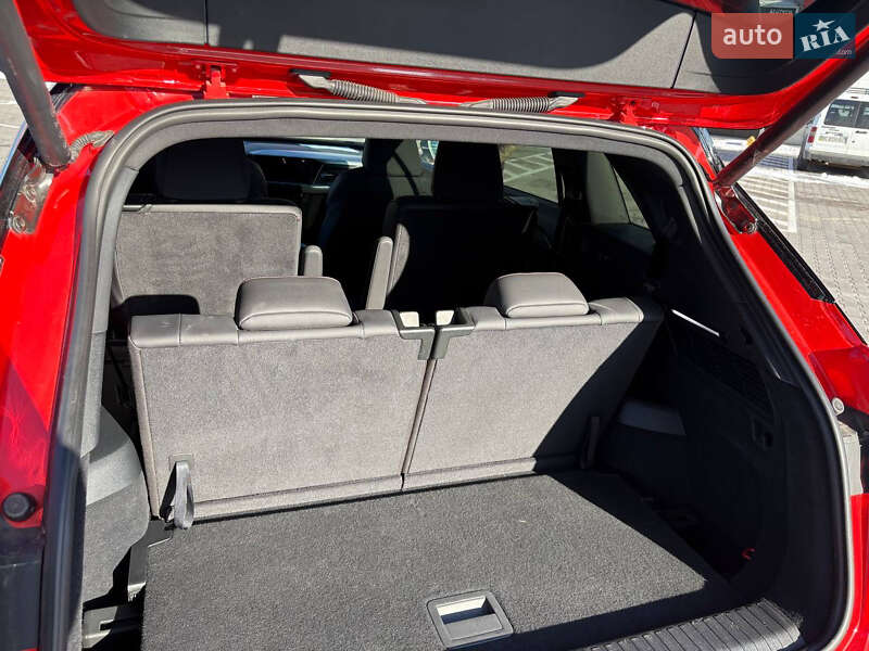 Внедорожник / Кроссовер Audi Q5 e-tron 2022 в Киеве фото 60 Внедорожник / Кроссовер Audi Q5 e-tron 2022 в Киеве