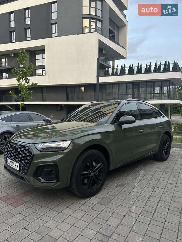 Внедорожник / Кроссовер Audi Q5 Sportback 2023 в Львове