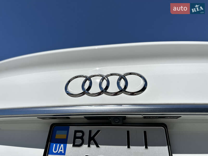 Внедорожник / Кроссовер Audi Q5 Sportback 2022 в Львове