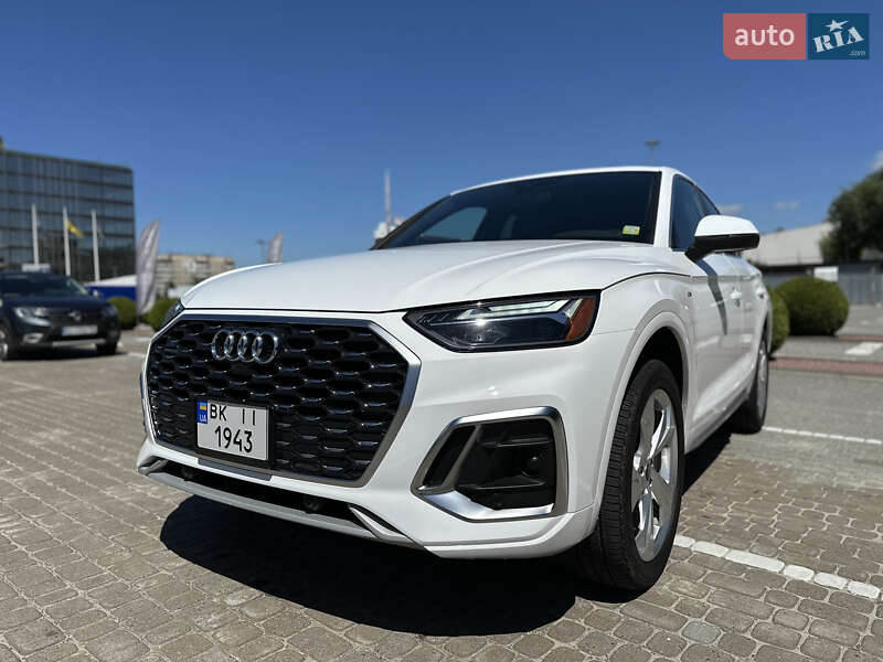 Внедорожник / Кроссовер Audi Q5 Sportback 2022 в Львове