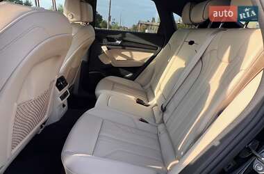 Позашляховик / Кросовер Audi Q5 Sportback 2023 в 