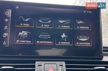 Позашляховик / Кросовер Audi Q5 Sportback 2023 в 