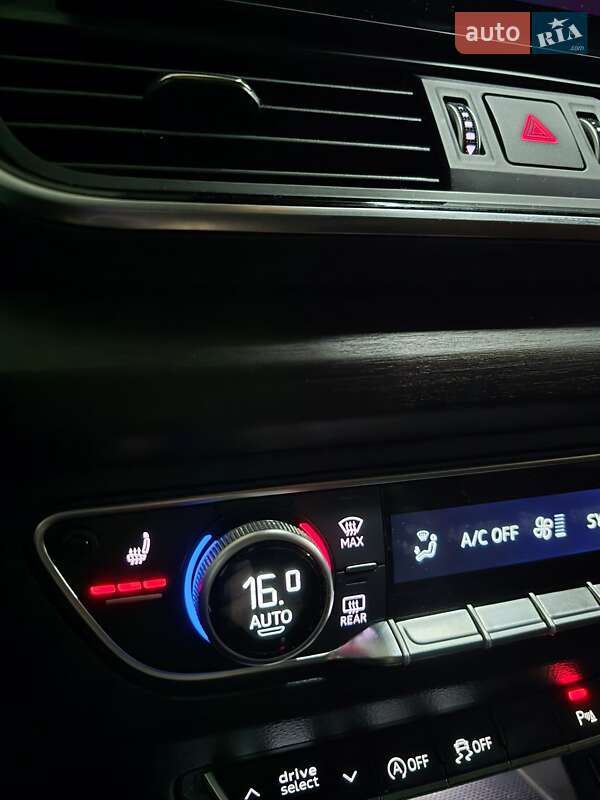 Внедорожник / Кроссовер Audi Q5 Sportback 2022 в Львове