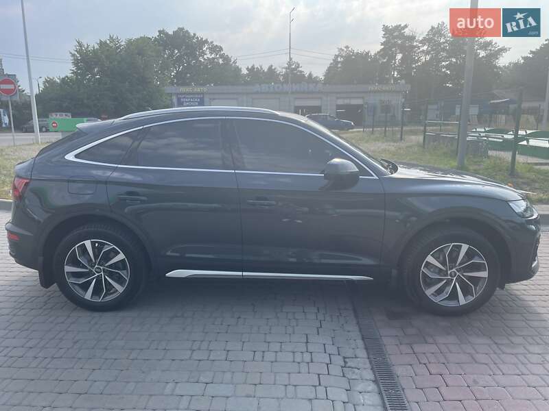 Внедорожник / Кроссовер Audi Q5 Sportback 2022 в Киеве
