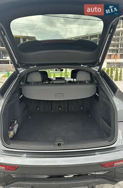 Внедорожник / Кроссовер Audi Q5 Sportback 2023 в 