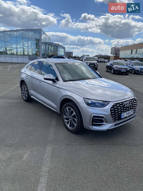 Внедорожник / Кроссовер Audi Q5 Sportback 2022 в Киеве