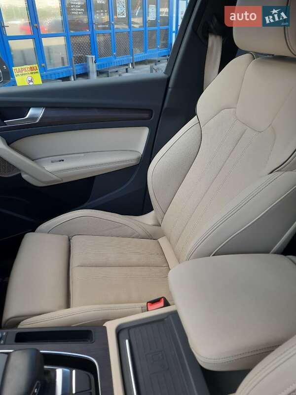 Внедорожник / Кроссовер Audi Q5 Sportback 2021 в Киеве