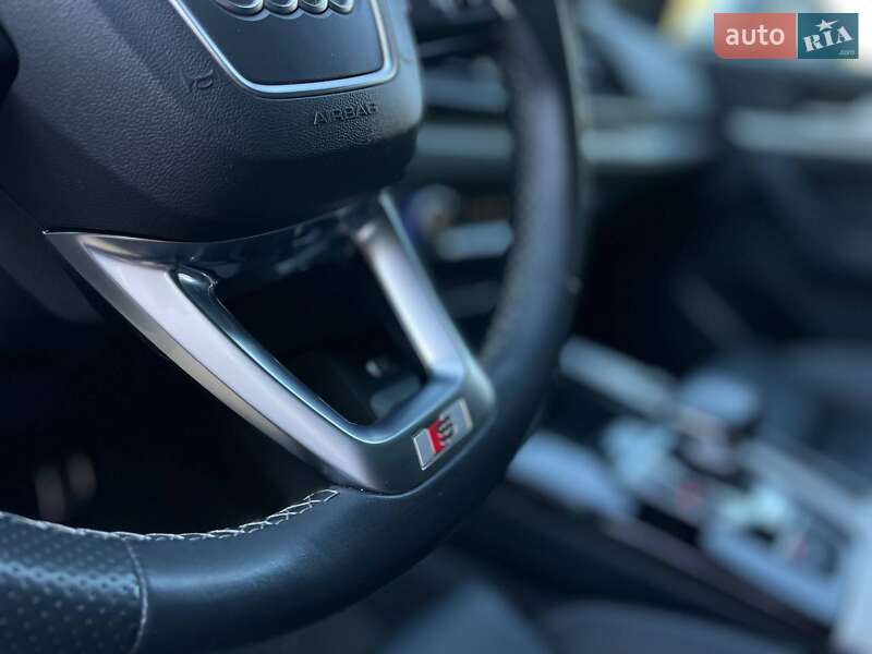 Внедорожник / Кроссовер Audi Q5 Sportback 2021 в Киеве