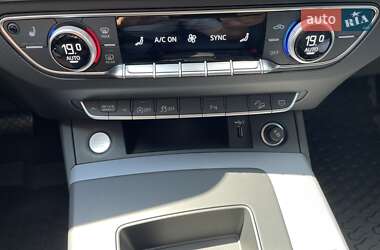 Внедорожник / Кроссовер Audi Q5 Sportback 2022 в 