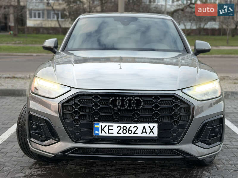 Позашляховик / Кросовер Audi Q5 Sportback 2022 в Кам'янському