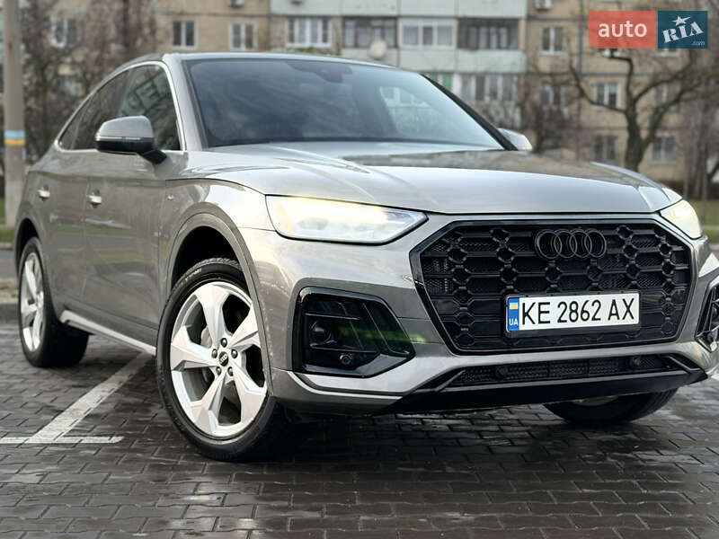 Позашляховик / Кросовер Audi Q5 Sportback 2022 в Кам'янському