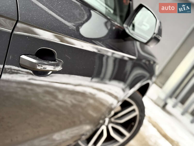 Внедорожник / Кроссовер Audi Q5 Sportback 2023 в Киеве