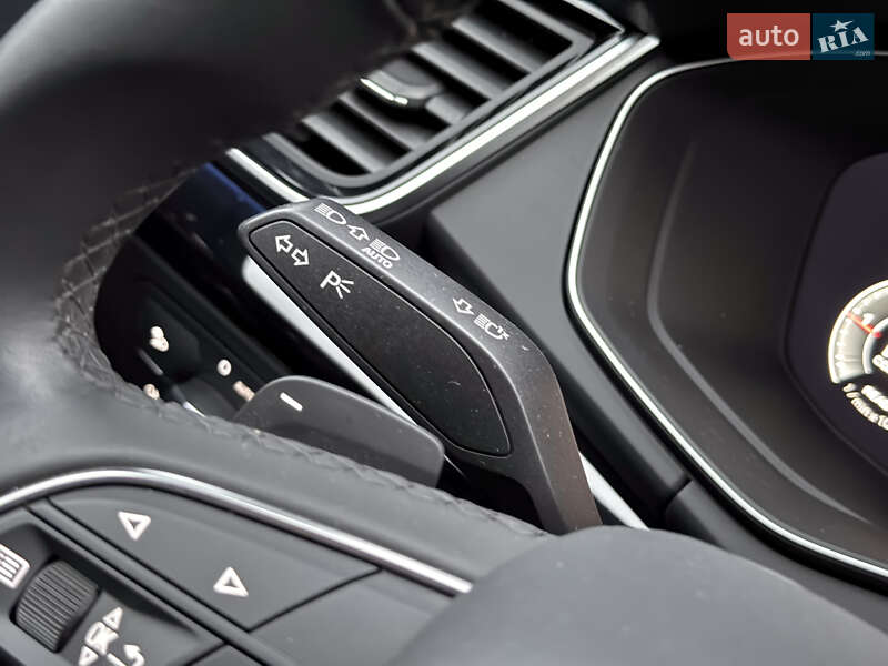 Внедорожник / Кроссовер Audi Q5 Sportback 2023 в Киеве