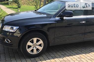Позашляховик / Кросовер Audi Q5 2016 в 