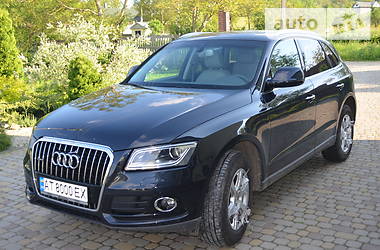 Позашляховик / Кросовер Audi Q5 2016 в 