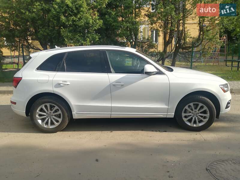 Внедорожник / Кроссовер Audi Q5 2013 в Луцке