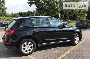 Позашляховик / Кросовер Audi Q5 2011 в 