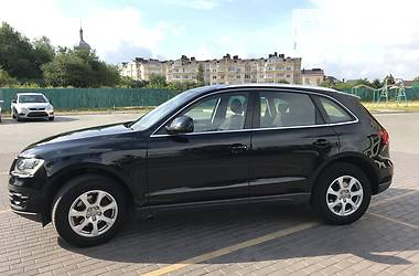 Позашляховик / Кросовер Audi Q5 2011 в 