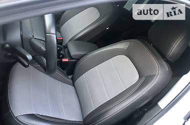 Внедорожник / Кроссовер Audi Q5 2013 в 