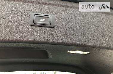 Позашляховик / Кросовер Audi Q5 2017 в 