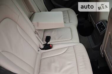 Внедорожник / Кроссовер Audi Q5 2011 в 