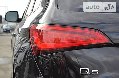 Позашляховик / Кросовер Audi Q5 2013 в 