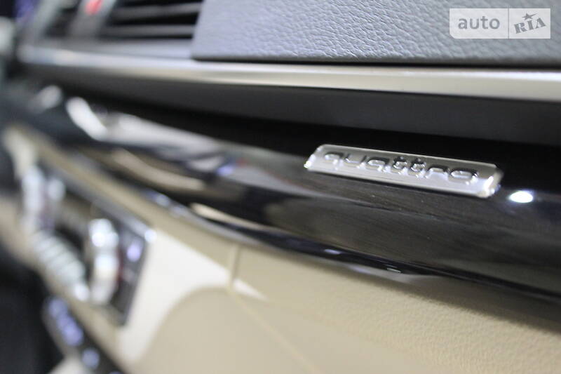 Позашляховик / Кросовер Audi Q5 2018 в Одесі