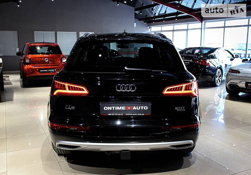 Позашляховик / Кросовер Audi Q5 2018 в Одесі