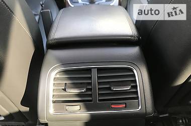 Позашляховик / Кросовер Audi Q5 2011 в 