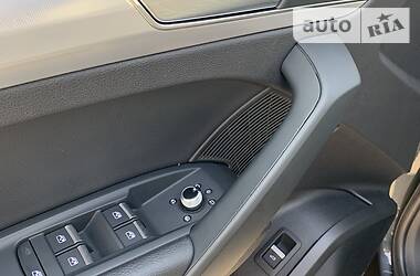 Позашляховик / Кросовер Audi Q5 2017 в 