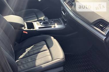 Позашляховик / Кросовер Audi Q5 2017 в 