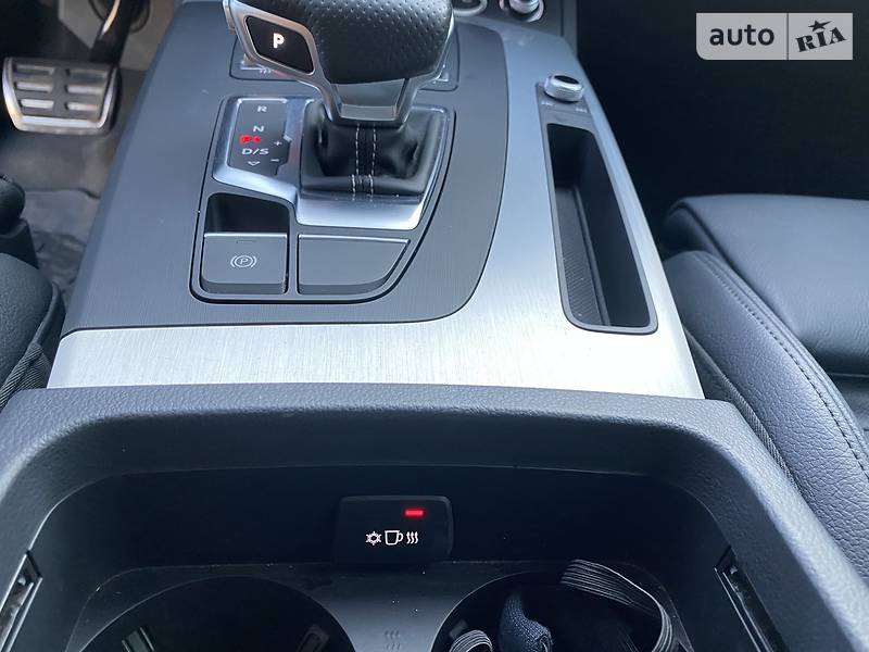 Позашляховик / Кросовер Audi Q5 2018 в Дніпрі