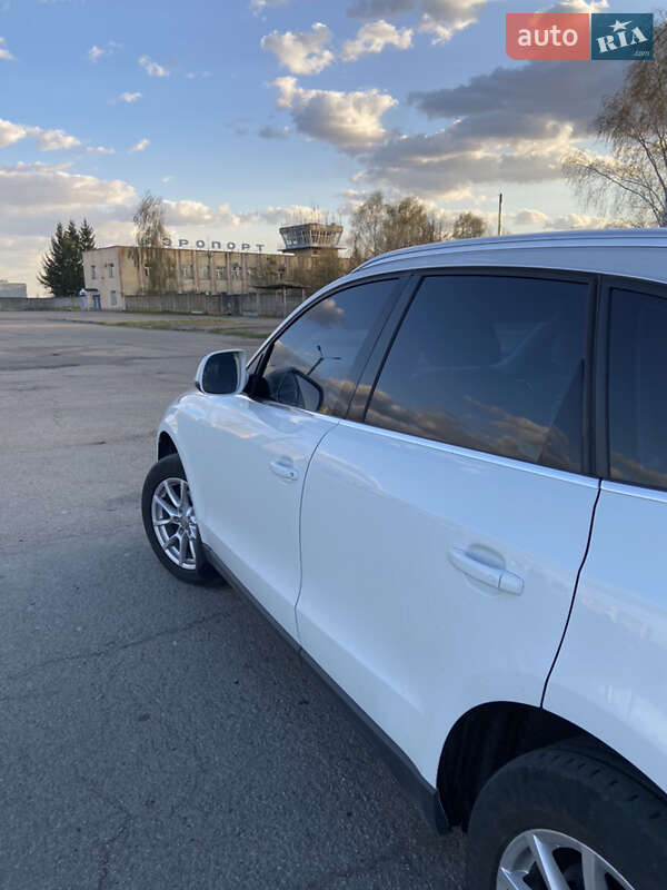 Внедорожник / Кроссовер Audi Q5 2012 в Сумах
