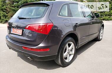 Внедорожник / Кроссовер Audi Q5 2010 в Тернополе