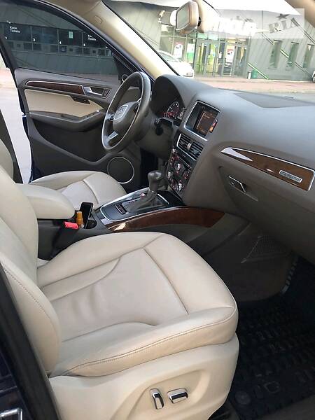 Позашляховик / Кросовер Audi Q5 2015 в Львові